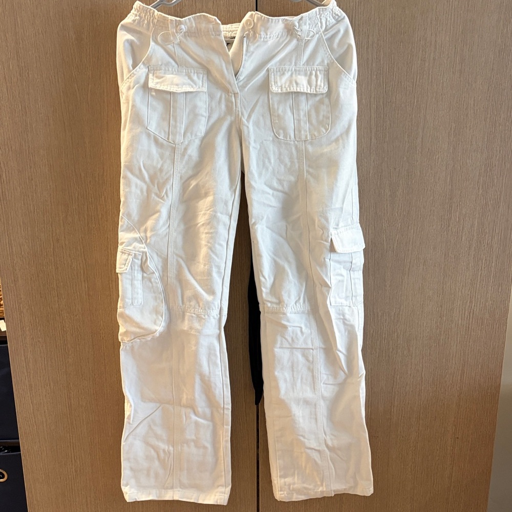 Brandy Melville Off-White Cargo Pants